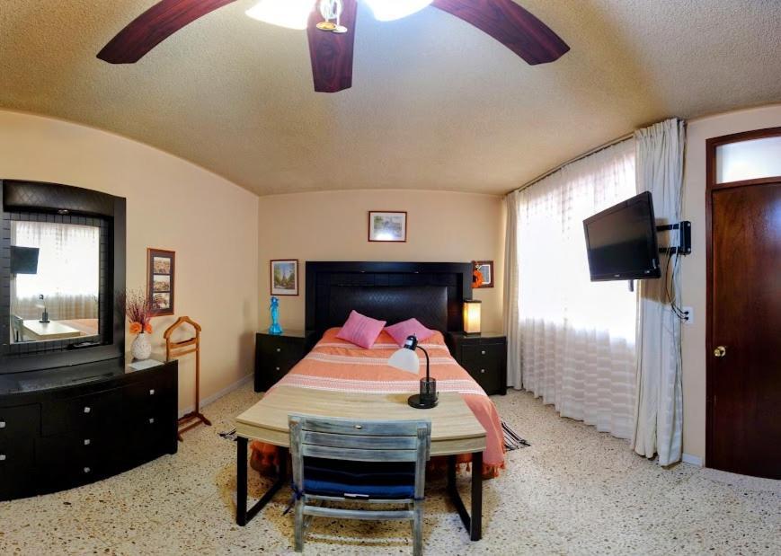 Casa De Las Palmas Guest House Oaxaca 外观 照片